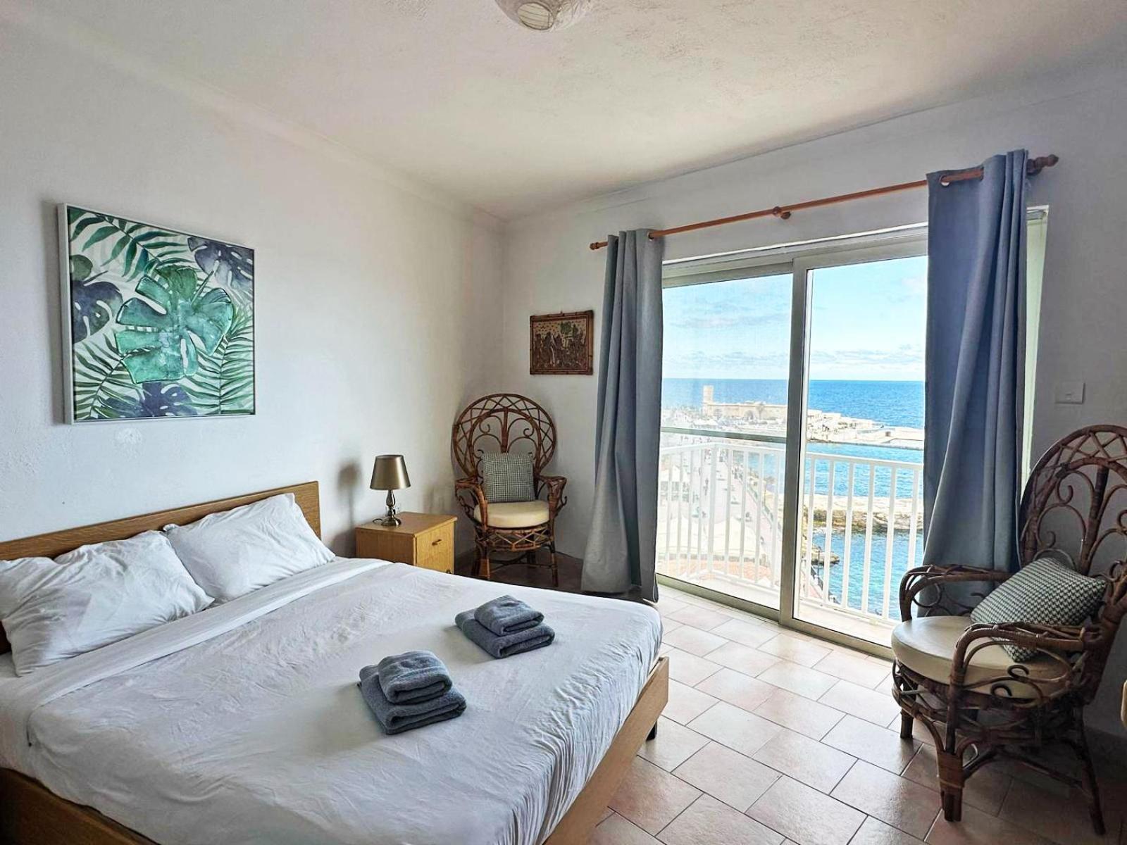 6Th Floor Seafront Apartment With Open Sea Views Sliema Eksteriør bilde